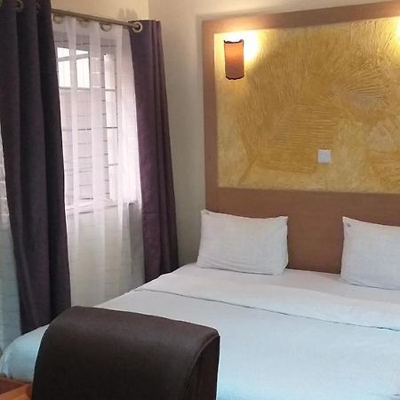 Minimalistic Studio Apartments Nairobi Exterior photo